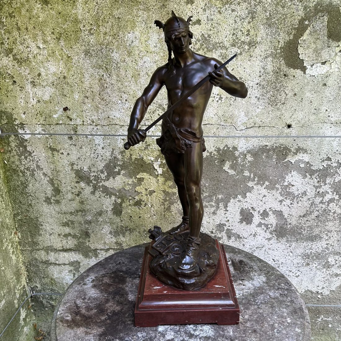 Patina bronzen beeld van een krijger, André Paul Massoulle (1851-1901) Frankrijk