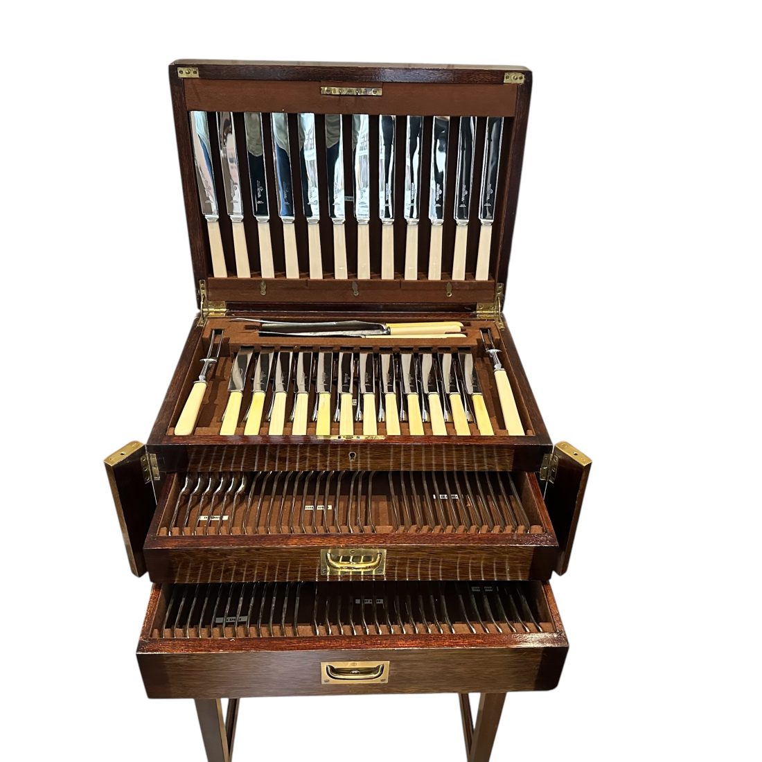 Mahoniehouten bestekkist op hogen voet, Sheffield, begin 20e eeuw